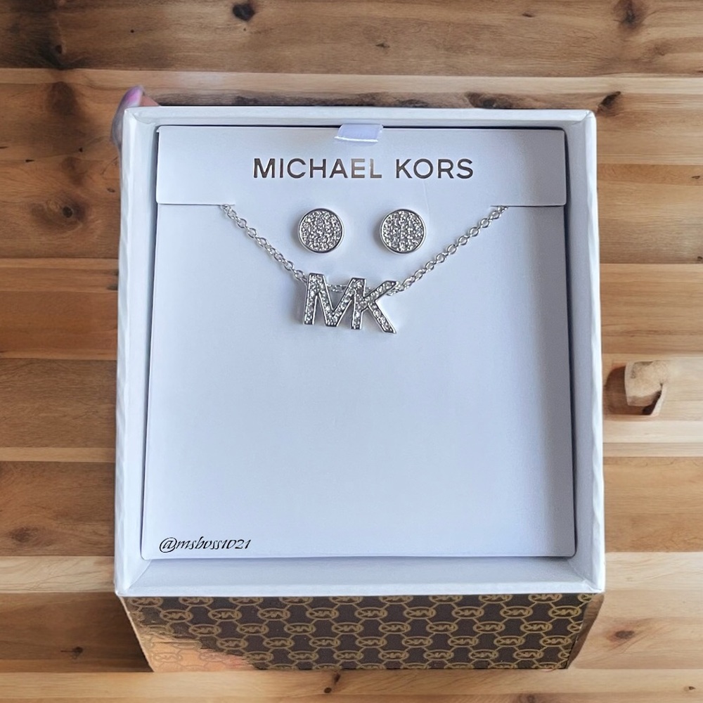 Michael Kors Silver Tone Logo Necklace + Earrings NIB - Picture 2 of 3